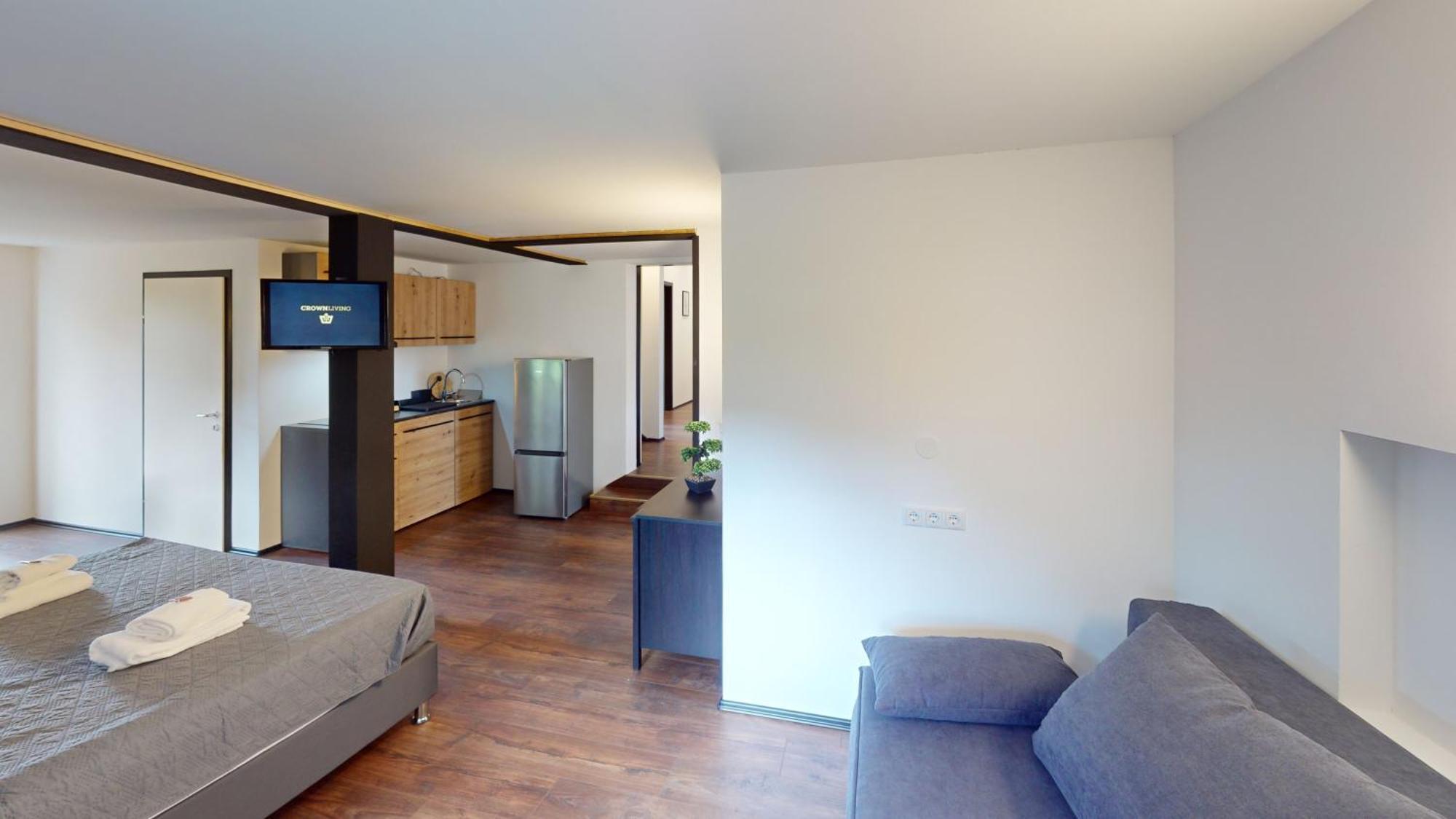 Crown Living Design Loft, Kueche, Bibliothek, Gartensitzplatz Lustenau