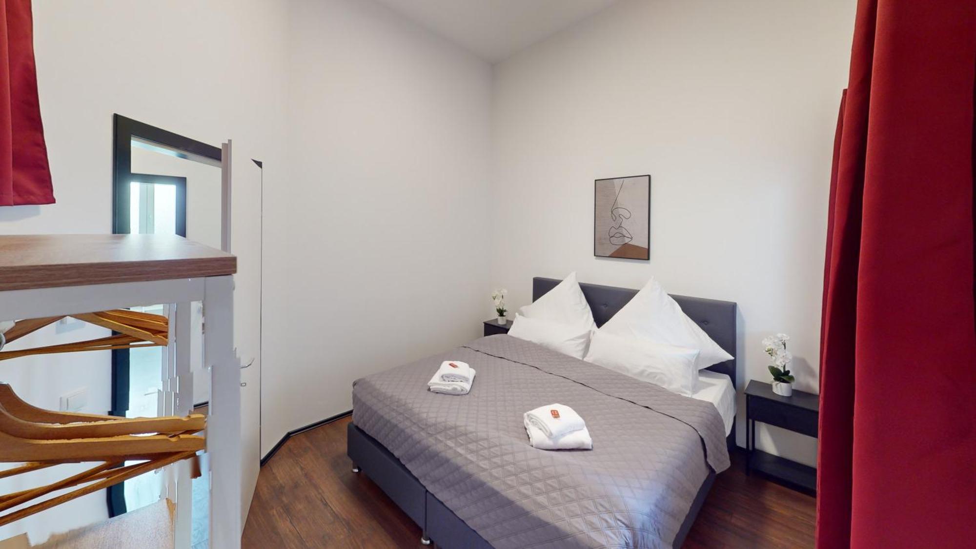 Crown Living Design Loft, Kueche, Bibliothek, Gartensitzplatz Apartment *