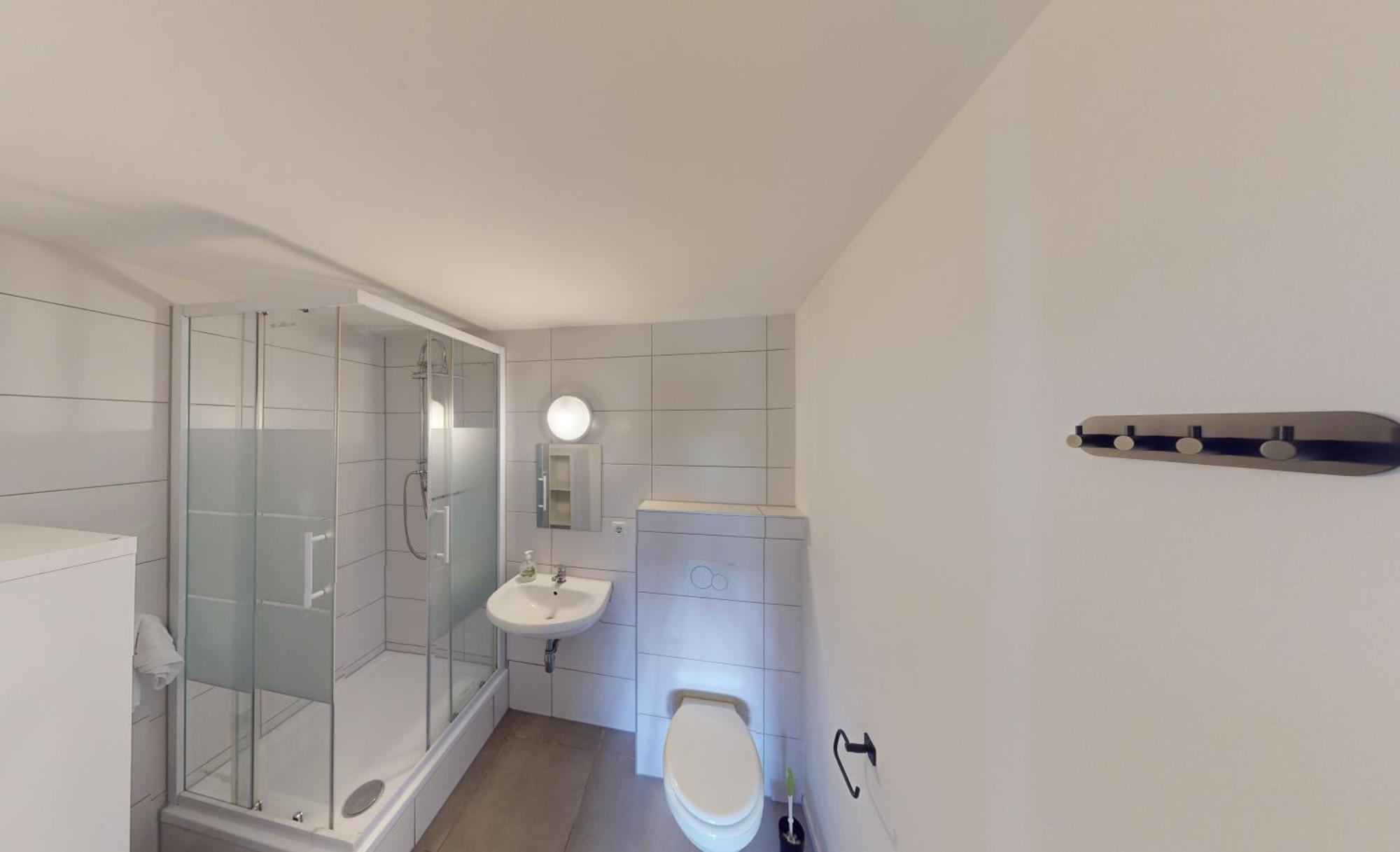 Crown Living Design Loft, Kueche, Bibliothek, Gartensitzplatz *