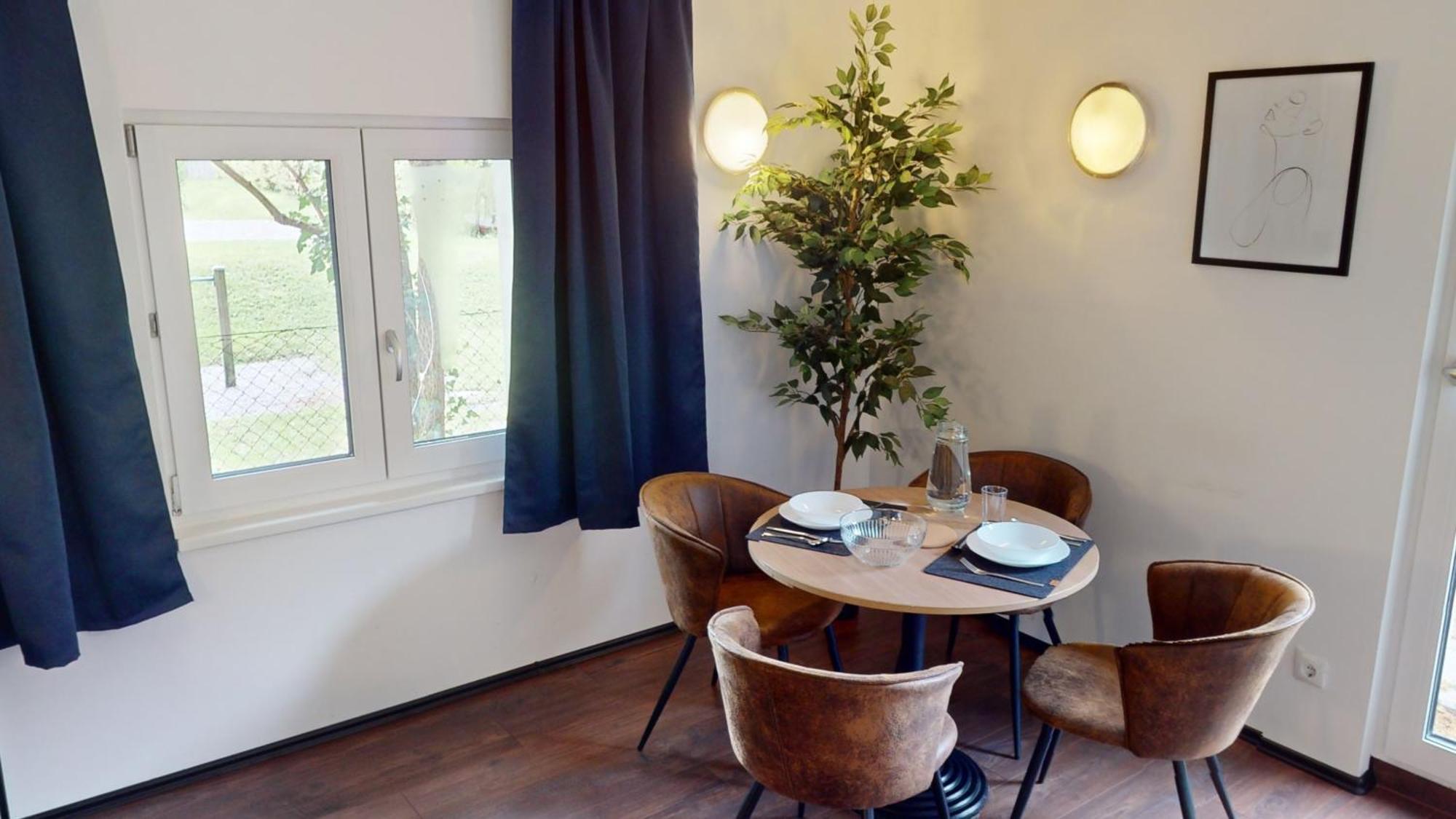 Crown Living Design Loft, Kueche, Bibliothek, Gartensitzplatz * Lustenau